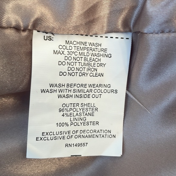 Womens Trench coat - Picture 7 of 9